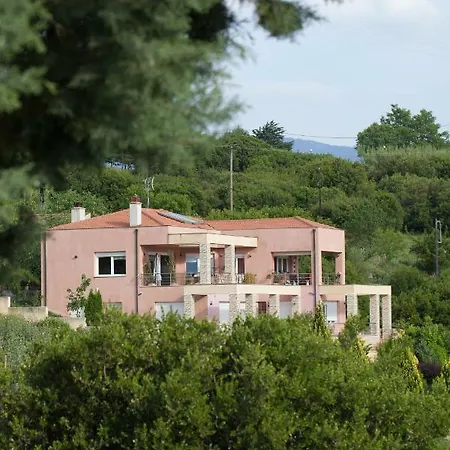 - Panoramic View Retreat